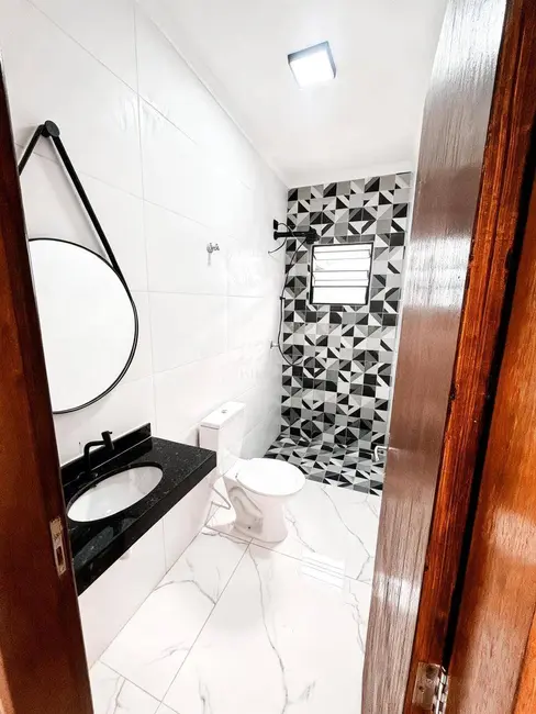 Foto 7 de Casa com 2 quartos à venda, 166m2 em Itanhaem - SP