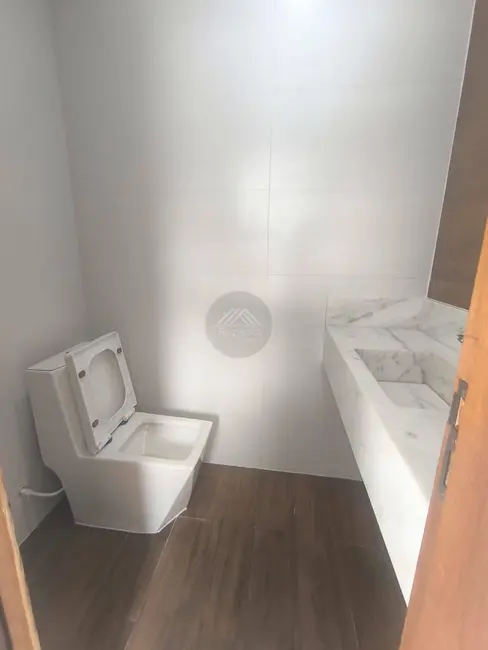 Foto 8 de Casa com 2 quartos à venda, 178m2 em Itanhaem - SP