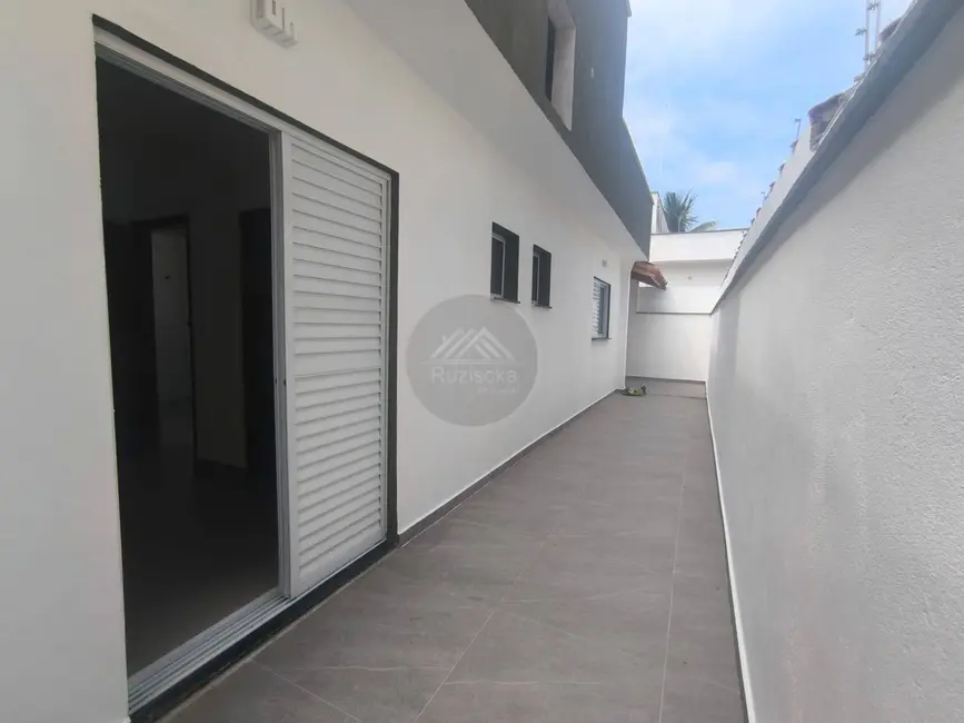 Foto 5 de Casa com 2 quartos à venda, 178m2 em Itanhaem - SP
