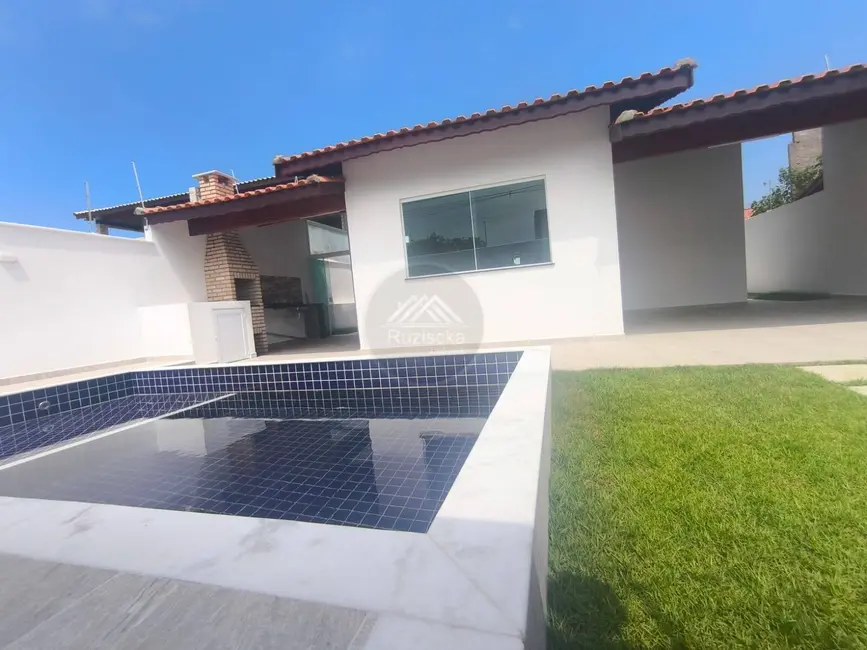 Foto 1 de Casa com 3 quartos à venda, 240m2 em Itanhaem - SP