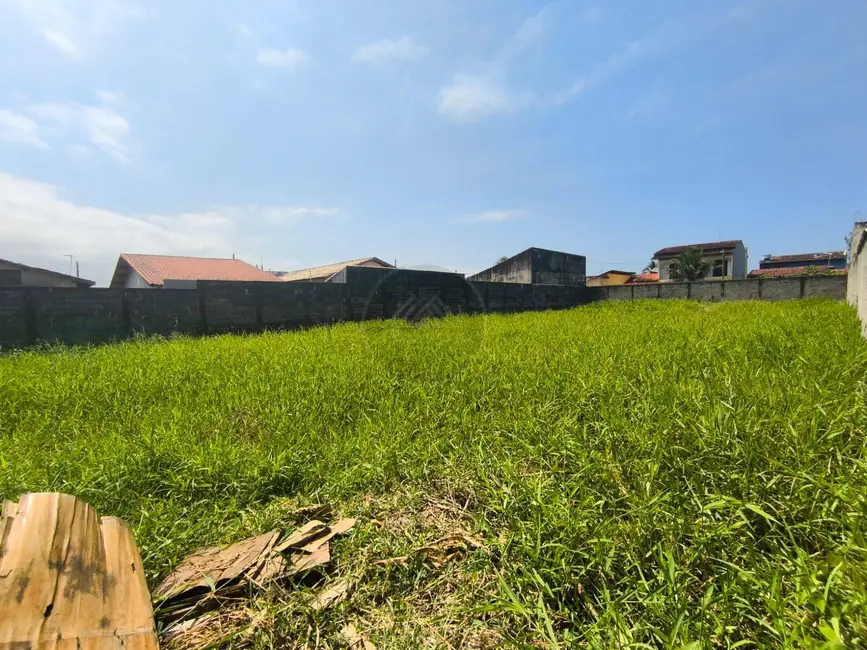 Foto 1 de Terreno / Lote à venda, 1000m2 em Itanhaem - SP