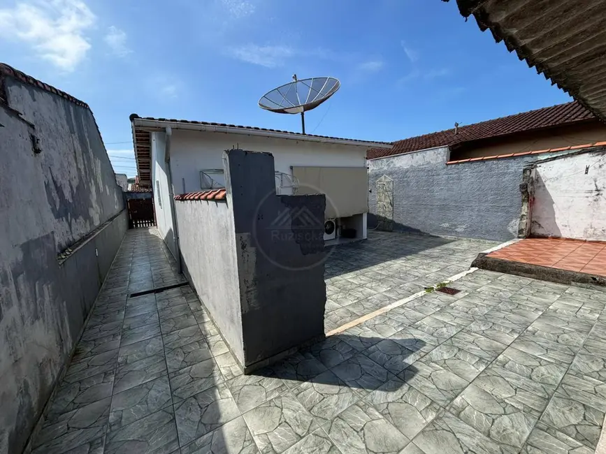 Foto 7 de Casa com 2 quartos à venda, 253m2 em Itanhaem - SP