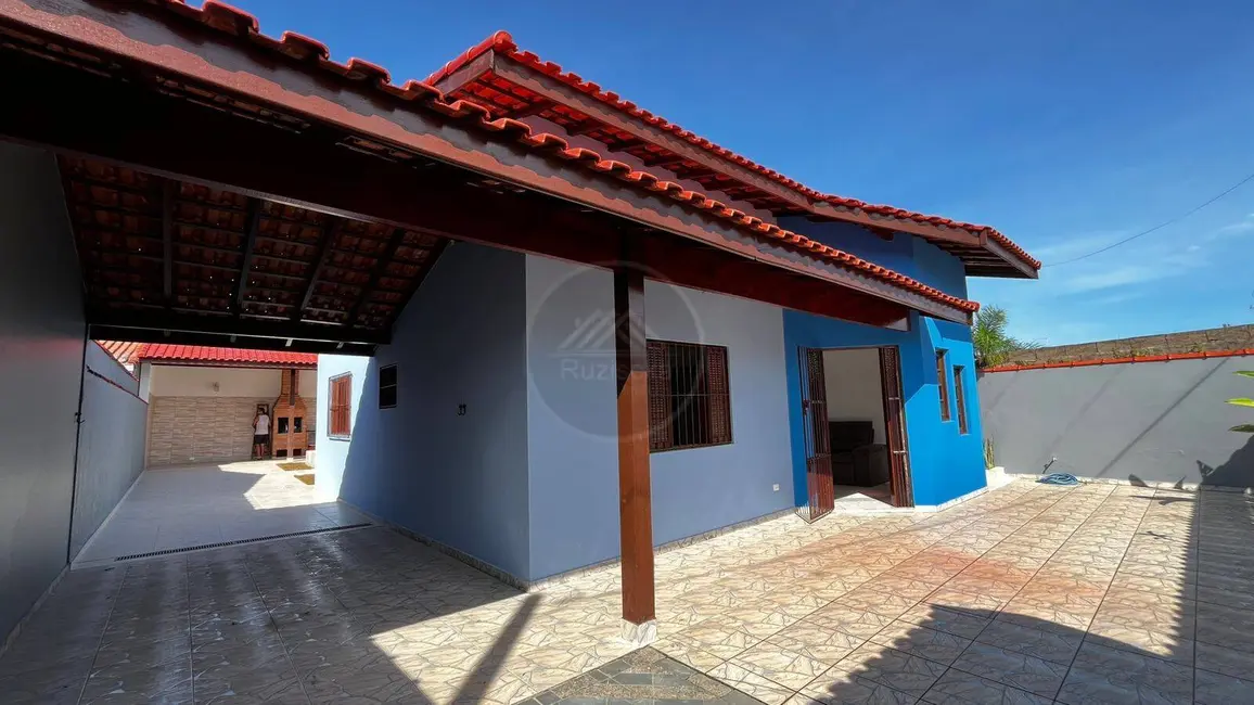 Foto 4 de Casa com 4 quartos à venda, 250m2 em Itanhaem - SP