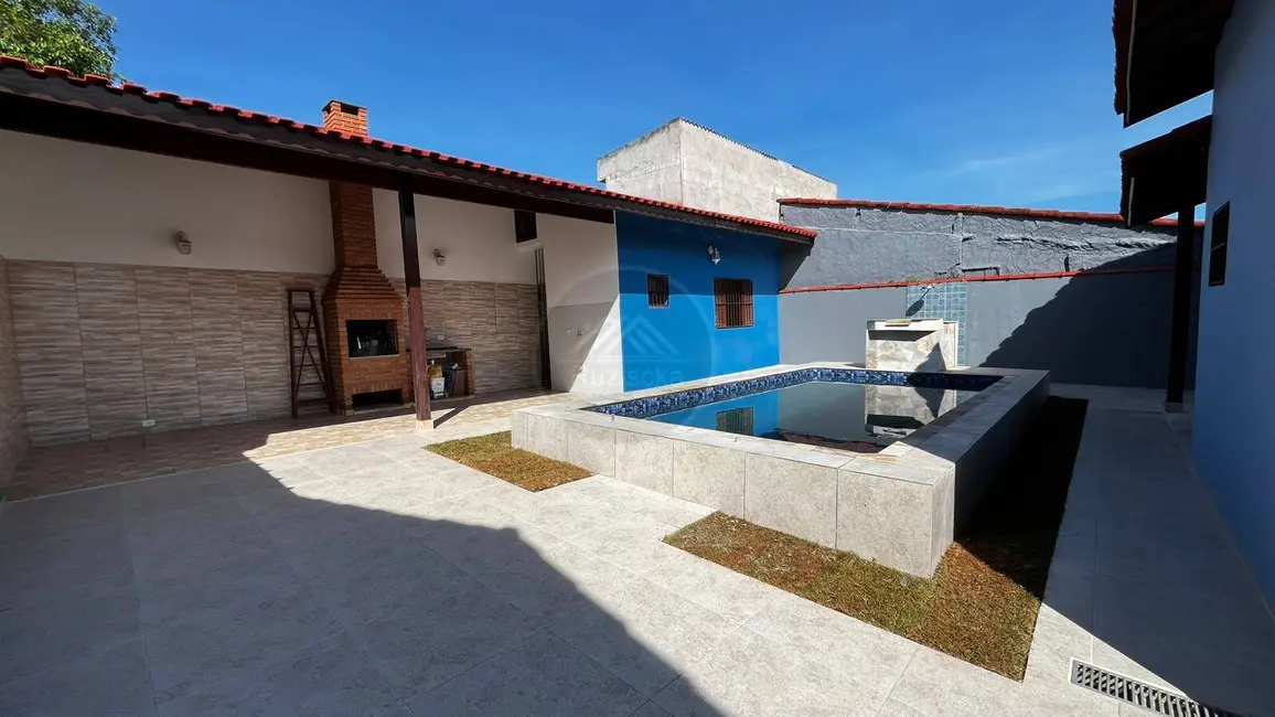 Foto 8 de Casa com 4 quartos à venda, 250m2 em Itanhaem - SP