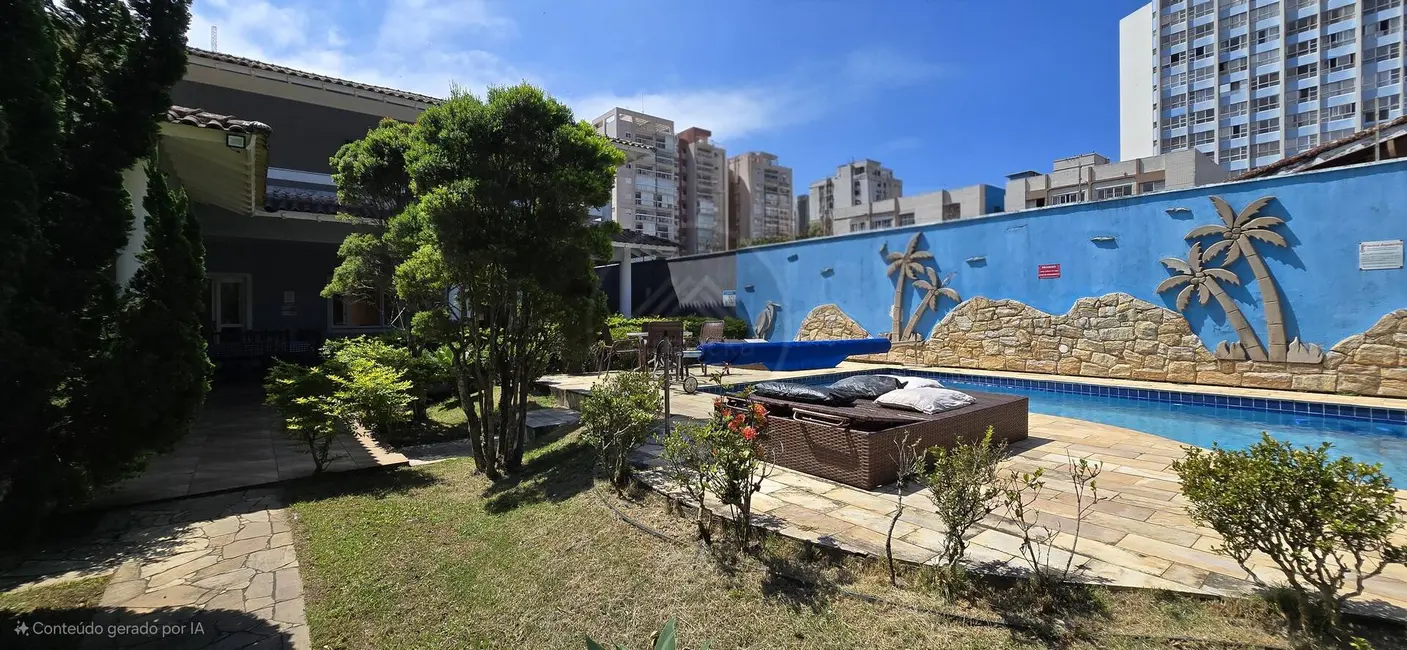 Foto 9 de Casa com 6 quartos à venda, 705m2 em Itanhaem - SP