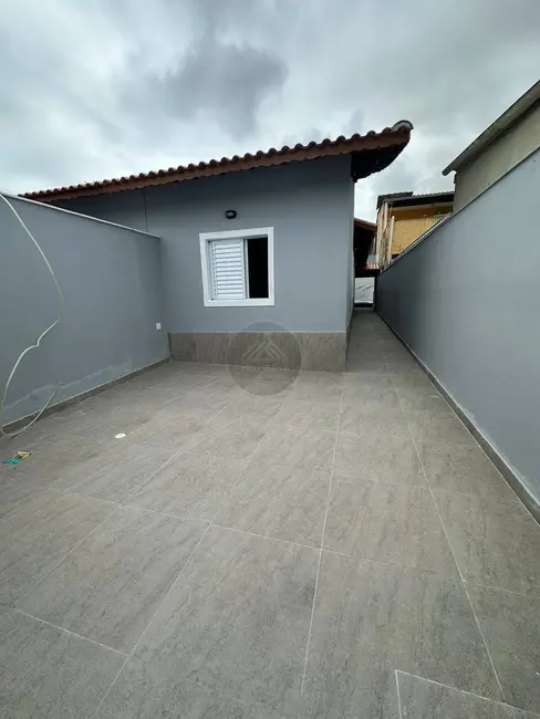 Casa com 2 quartos à venda, 125m2 em Itanhaem - SP - imagem 2 Foto 2 de Casa com 2 quartos à venda, 125m2 em Itanhaem - SP