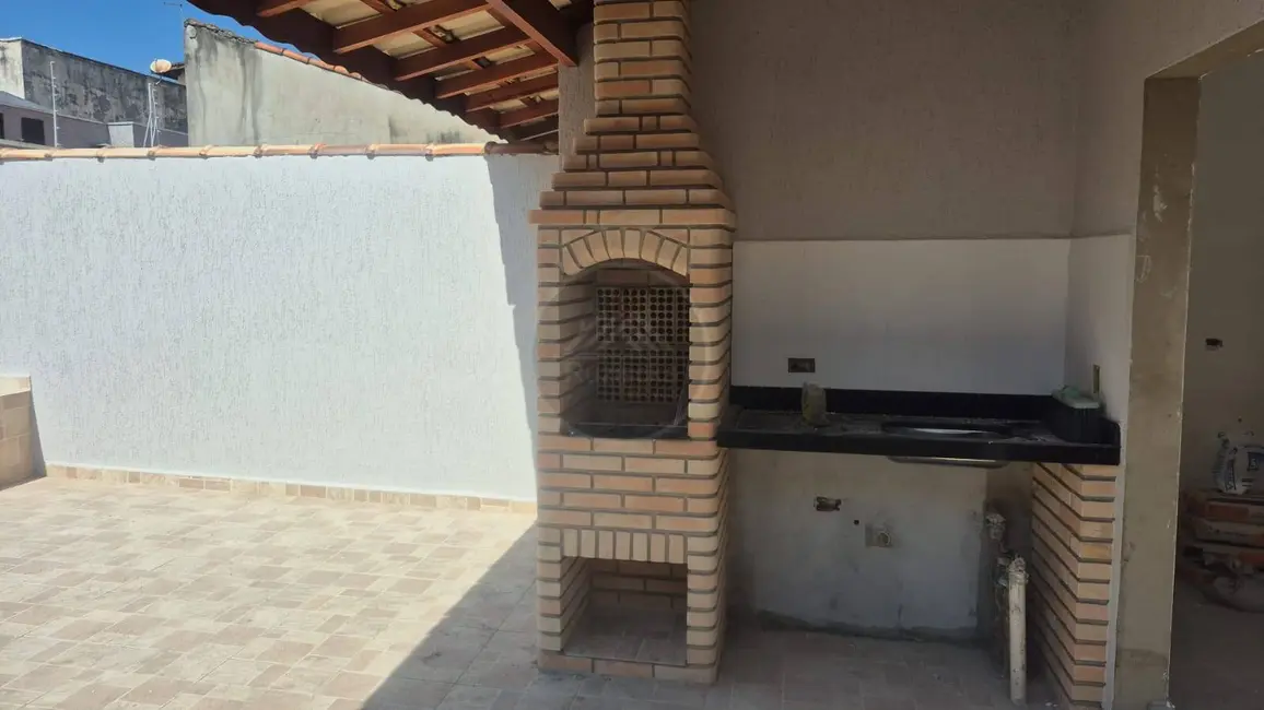 Foto 5 de Casa com 2 quartos à venda, 180m2 em Itanhaem - SP