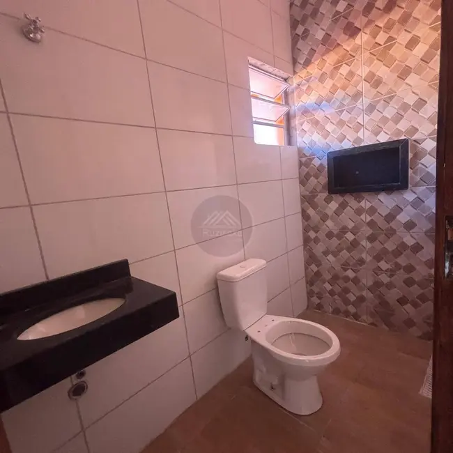 Foto 9 de Casa com 2 quartos à venda, 125m2 em Itanhaem - SP