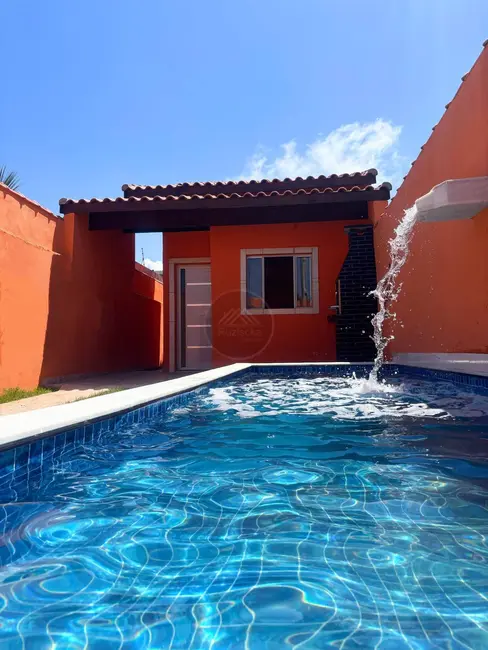 Foto 1 de Casa com 2 quartos à venda, 125m2 em Itanhaem - SP