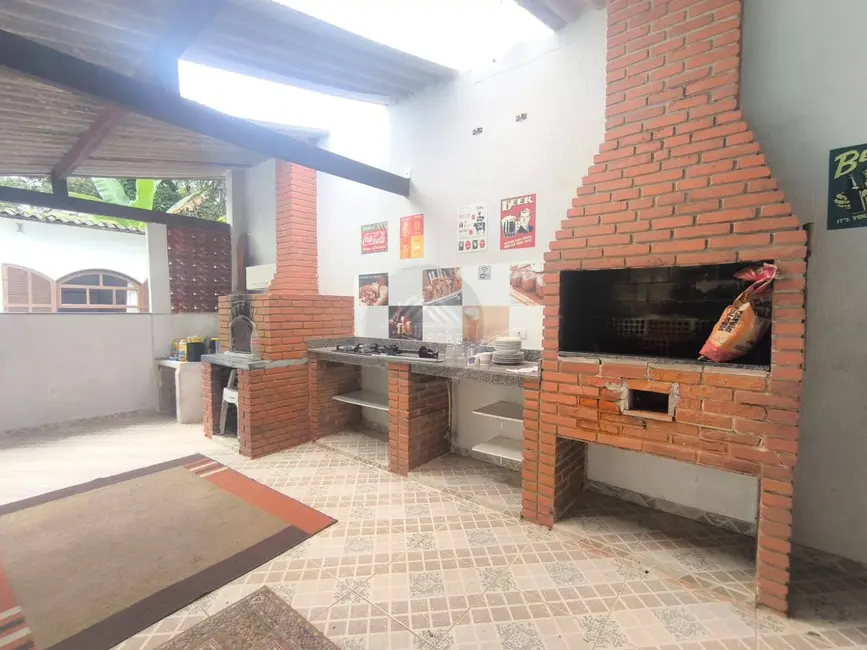Chácara com 4 quartos à venda, 560m2 em Itanhaem - SP - imagem 6 Foto 6 de Chácara com 4 quartos à venda, 560m2 em Itanhaem - SP