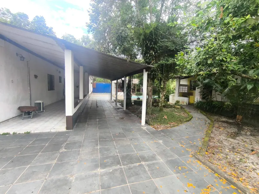 Chácara com 4 quartos à venda, 560m2 em Itanhaem - SP - imagem 3 Foto 3 de Chácara com 4 quartos à venda, 560m2 em Itanhaem - SP