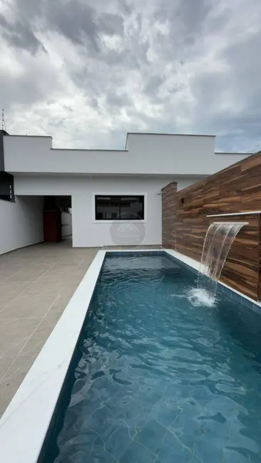 Foto 1 de Casa com 2 quartos à venda, 156m2 em Itanhaem - SP