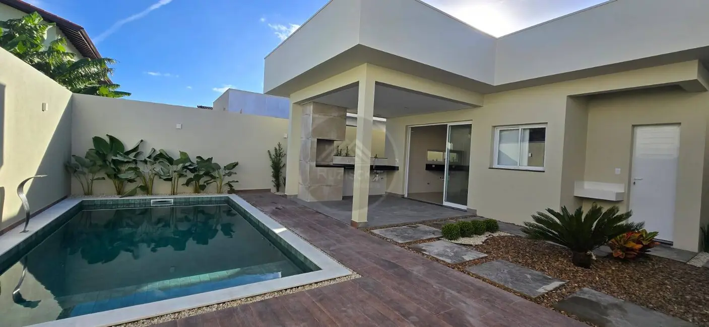 Foto 5 de Casa com 3 quartos à venda, 300m2 em Itanhaem - SP