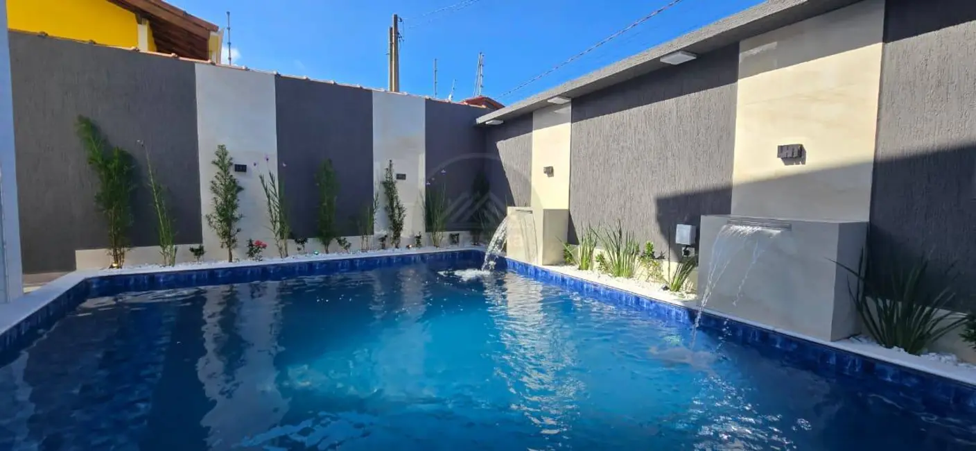 Foto 2 de Casa com 5 quartos à venda, 292m2 em Itanhaem - SP