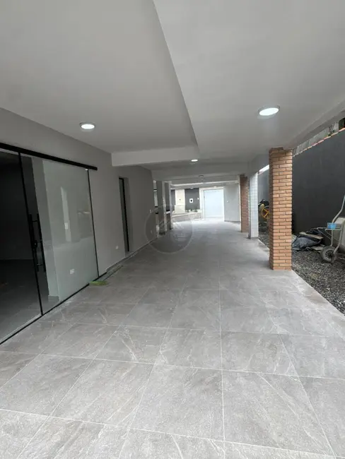 Foto 3 de Casa com 5 quartos à venda, 292m2 em Itanhaem - SP
