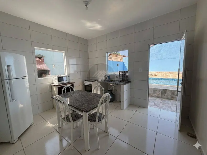 Casa com 2 quartos à venda, 262m2 em Itanhaem - SP - imagem 8 Foto 8 de Casa com 2 quartos à venda, 262m2 em Itanhaem - SP