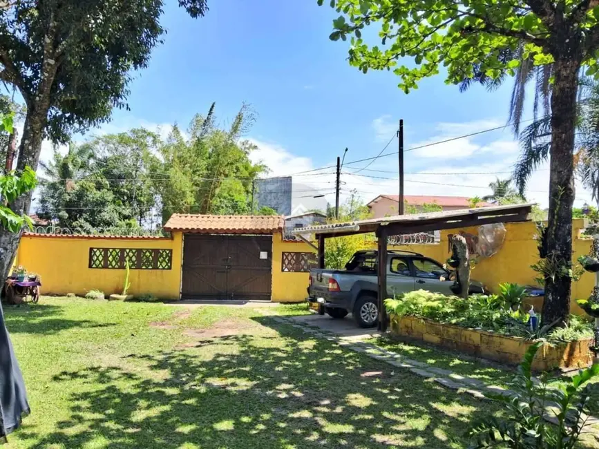 Foto 2 de Casa com 3 quartos à venda, 333m2 em Itanhaem - SP