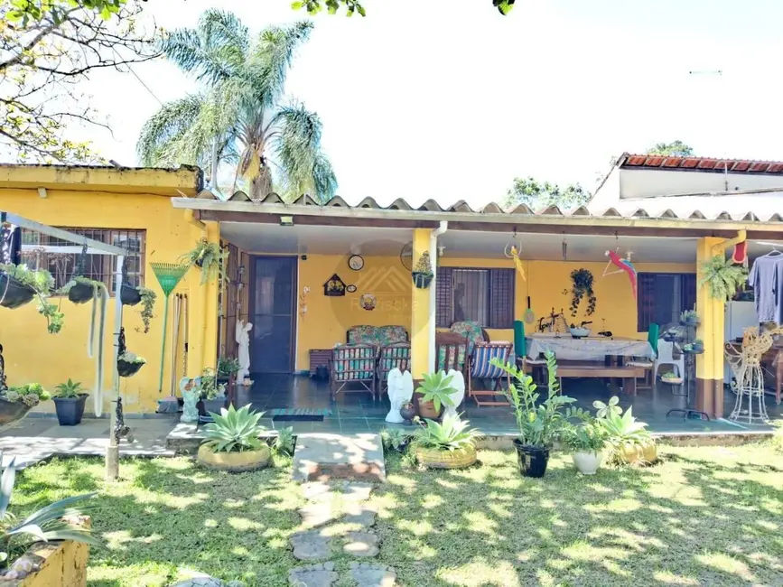 Foto 1 de Casa com 3 quartos à venda, 333m2 em Itanhaem - SP