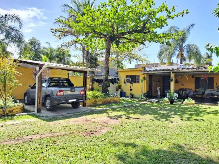 Foto 4 de Casa com 3 quartos à venda, 333m2 em Itanhaem - SP