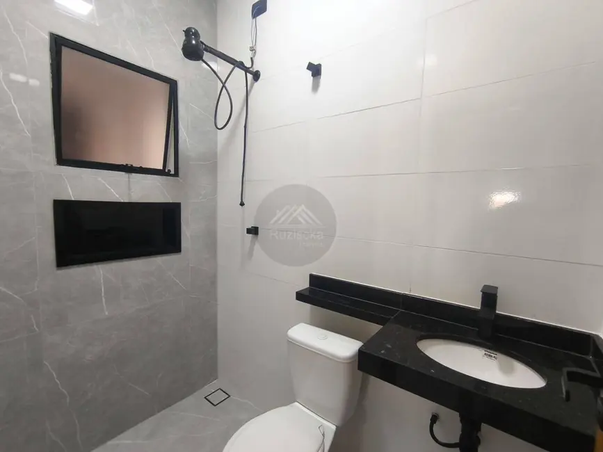 Foto 6 de Casa com 2 quartos à venda, 125m2 em Itanhaem - SP