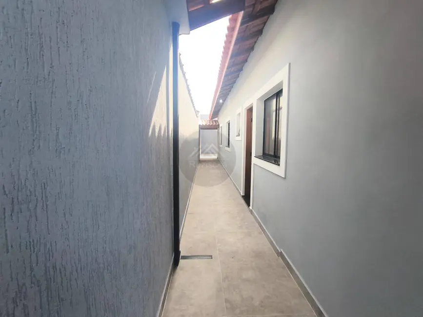 Foto 2 de Casa com 2 quartos à venda, 125m2 em Itanhaem - SP