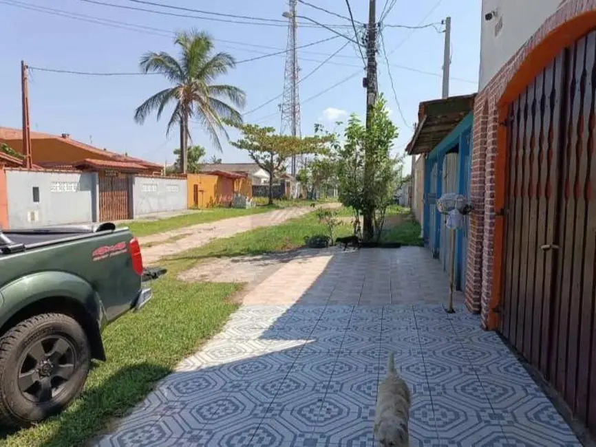Foto 7 de Casa com 2 quartos à venda, 130m2 em Itanhaem - SP