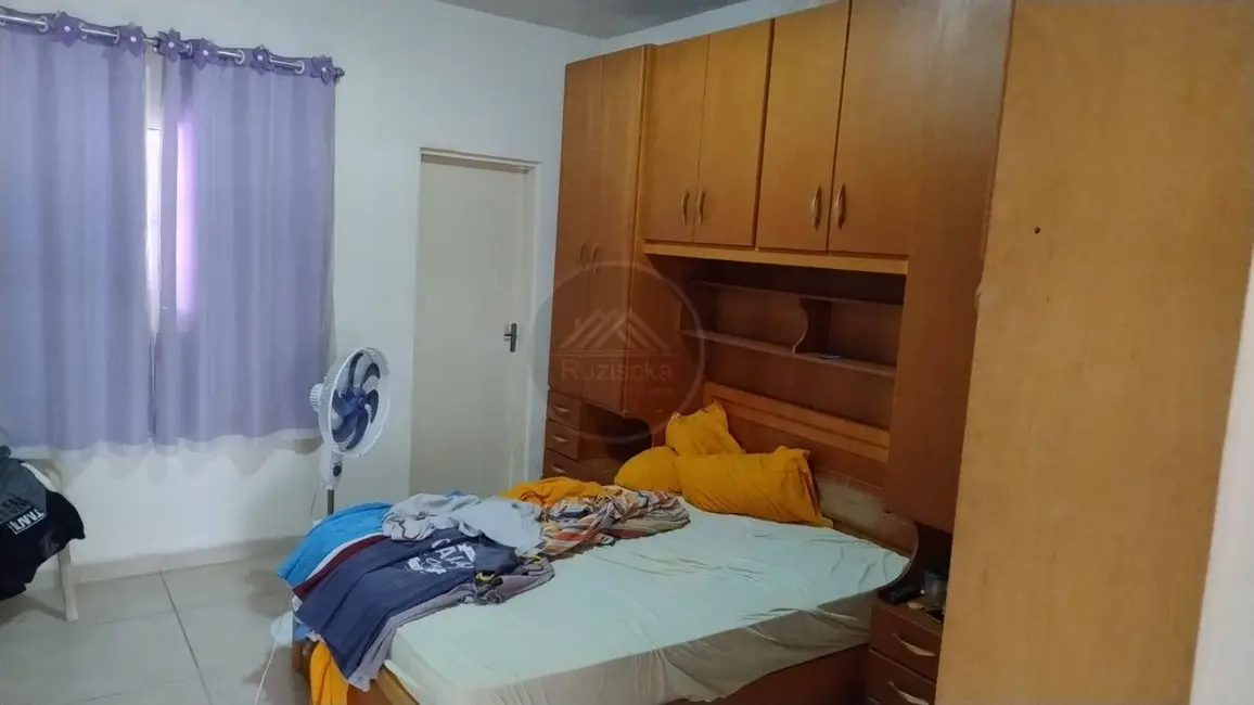 Foto 8 de Casa com 3 quartos à venda, 250m2 em Itanhaem - SP