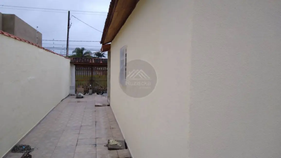 Foto 5 de Casa com 3 quartos à venda, 250m2 em Itanhaem - SP