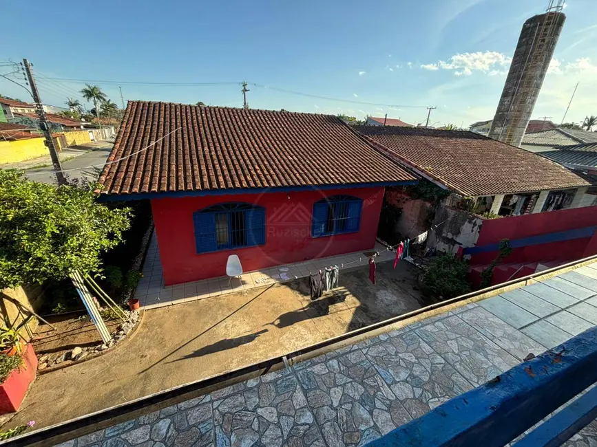 Foto 2 de Casa com 3 quartos à venda, 323m2 em Itanhaem - SP