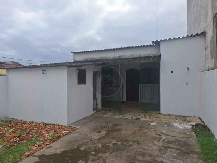 Foto 6 de Casa com 2 quartos à venda, 200m2 em Itanhaem - SP