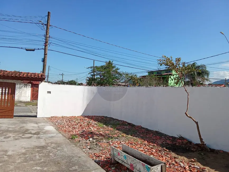 Foto 8 de Casa com 2 quartos à venda, 200m2 em Itanhaem - SP