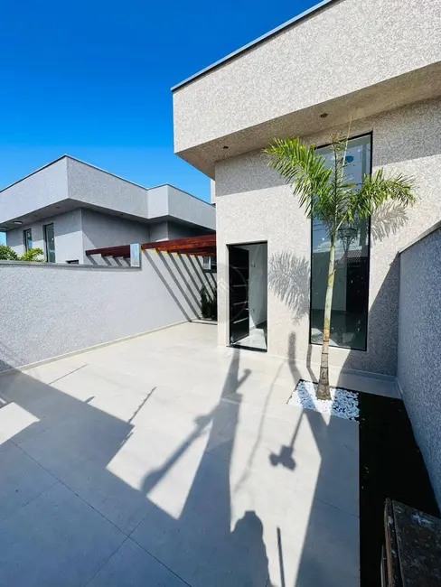 Foto 3 de Casa com 3 quartos à venda, 196m2 em Itanhaem - SP