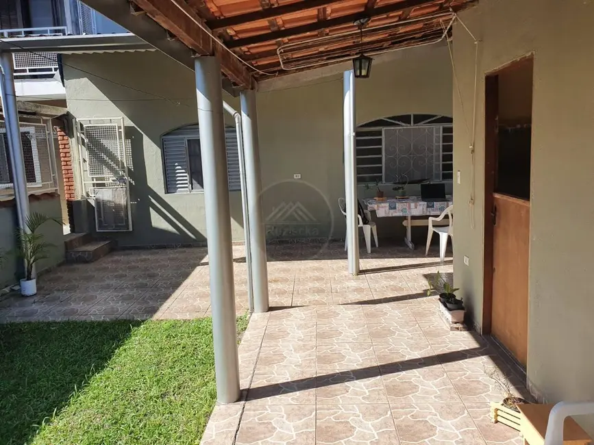 Foto 4 de Casa com 3 quartos à venda, 300m2 em Itanhaem - SP