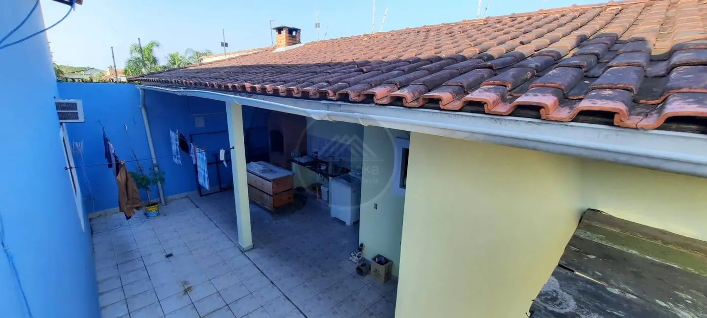 Foto 3 de Casa com 4 quartos à venda, 250m2 em Itanhaem - SP