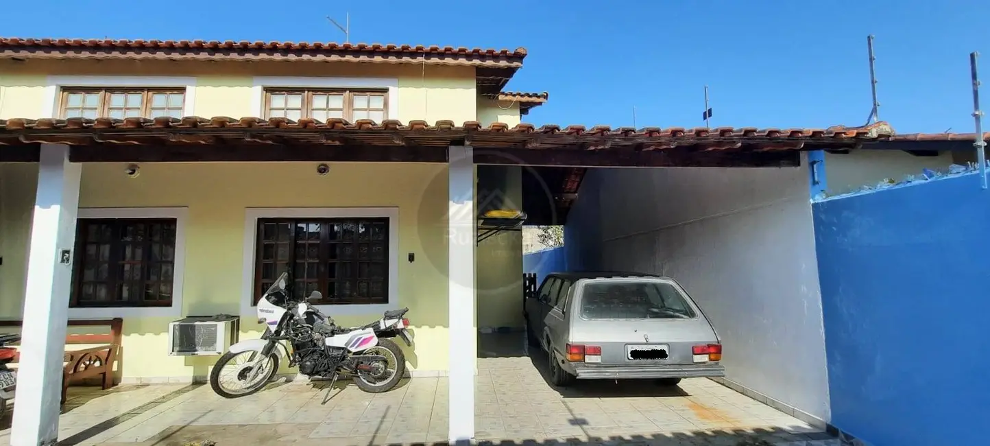 Foto 2 de Casa com 4 quartos à venda, 250m2 em Itanhaem - SP