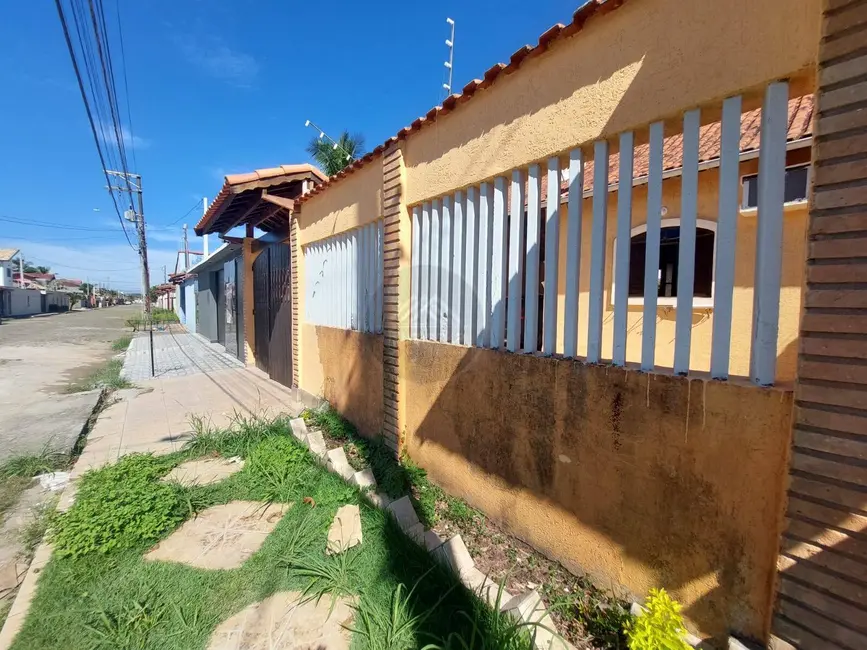Foto 2 de Casa com 4 quartos à venda, 380m2 em Itanhaem - SP