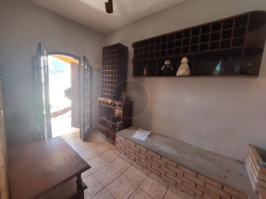 Foto 8 de Casa com 4 quartos à venda, 380m2 em Itanhaem - SP