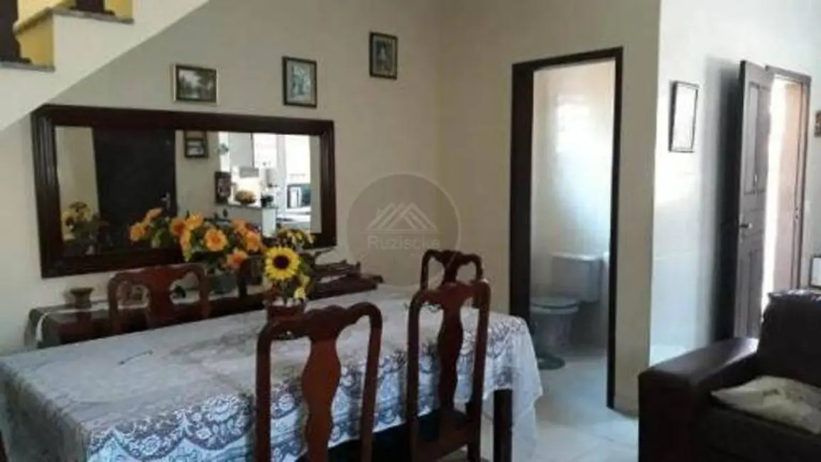 Foto 6 de Casa com 2 quartos à venda, 130m2 em Itanhaem - SP