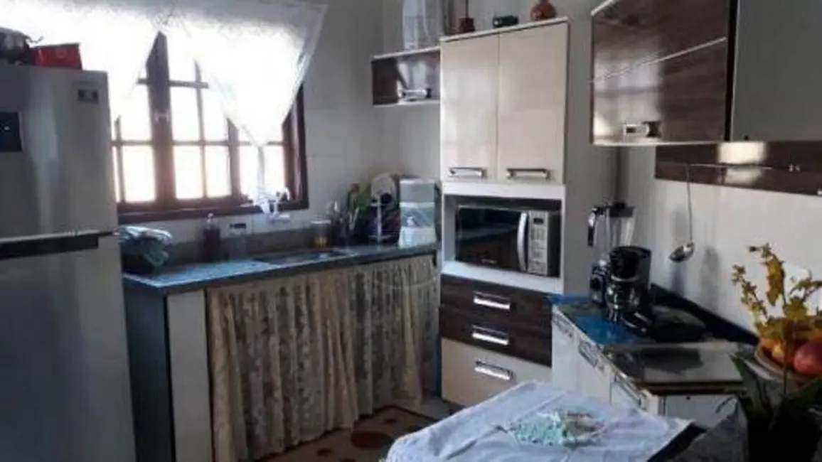 Foto 8 de Casa com 2 quartos à venda, 130m2 em Itanhaem - SP