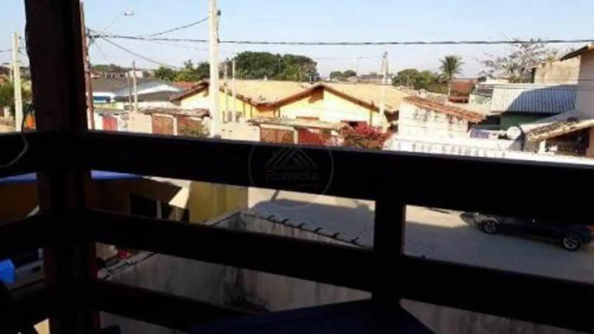 Foto 5 de Casa com 2 quartos à venda, 130m2 em Itanhaem - SP