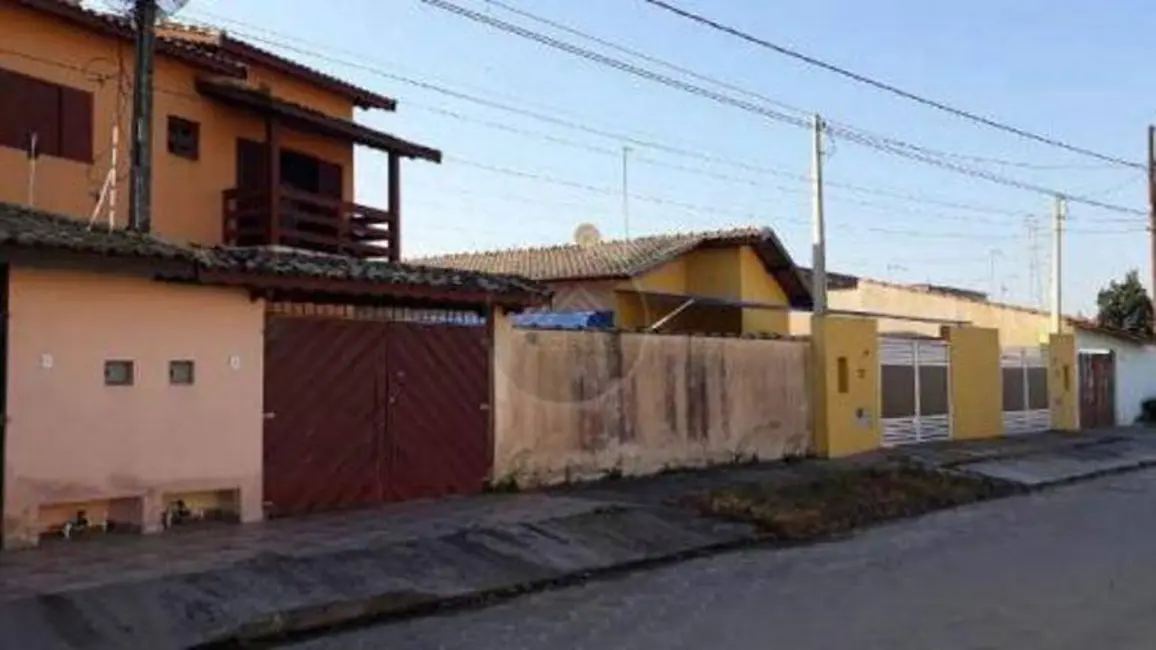 Foto 1 de Casa com 2 quartos à venda, 130m2 em Itanhaem - SP