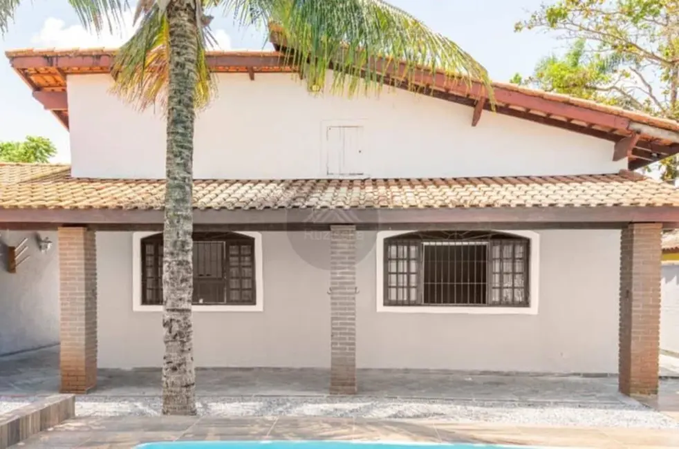 Foto 2 de Casa com 3 quartos à venda, 394m2 em Itanhaem - SP
