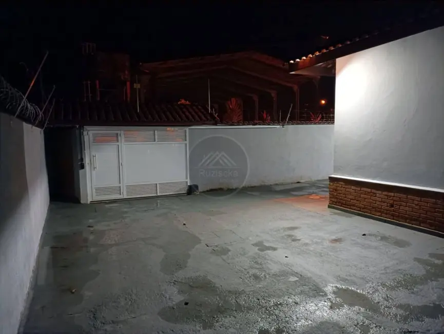 Foto 5 de Casa com 3 quartos à venda, 394m2 em Itanhaem - SP
