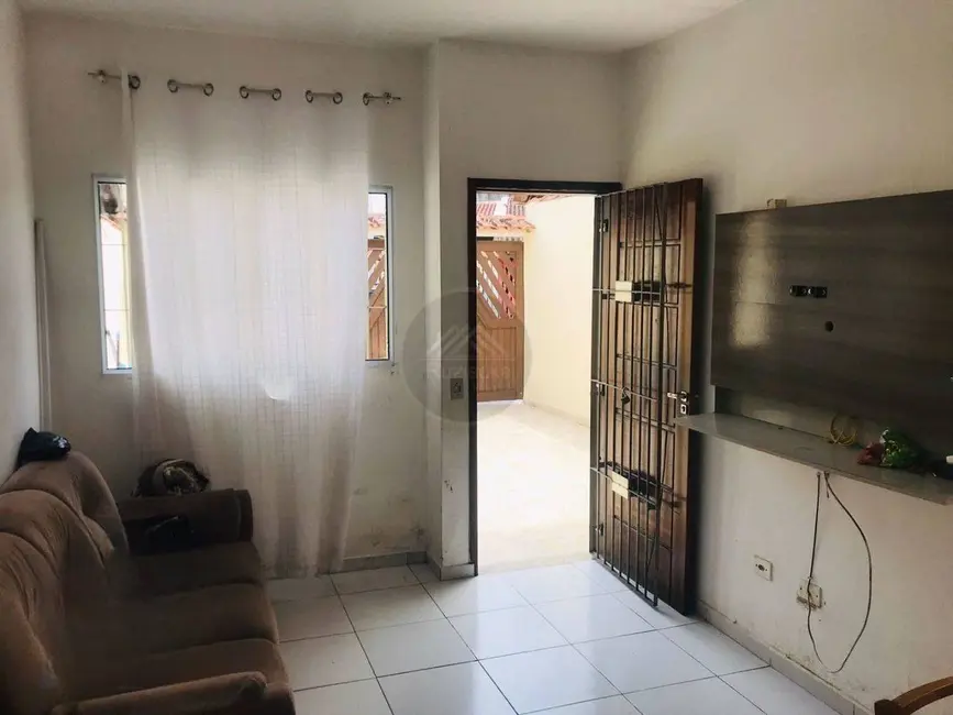 Foto 5 de Casa com 2 quartos à venda, 67m2 em Itanhaem - SP
