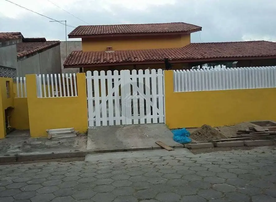 Foto 1 de Casa com 3 quartos à venda, 396m2 em Itanhaem - SP