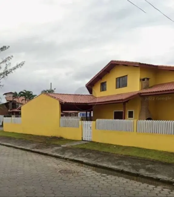 Foto 3 de Casa com 3 quartos à venda, 396m2 em Itanhaem - SP