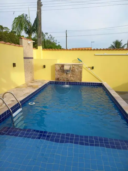 Foto 2 de Casa com 2 quartos à venda, 300m2 em Itanhaem - SP