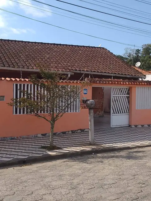 Casa com 3 quartos à venda, 315m2 em Itanhaem - SP - imagem 1 Foto 1 de Casa com 3 quartos à venda, 315m2 em Itanhaem - SP