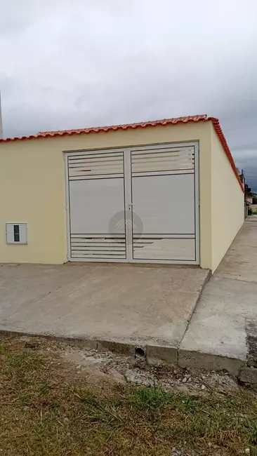 Foto 2 de Casa com 2 quartos à venda, 70m2 em Itanhaem - SP