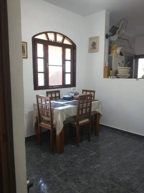 Casa com 2 quartos à venda, 129m2 em Itanhaem - SP - imagem 6 Foto 6 de Casa com 2 quartos à venda, 129m2 em Itanhaem - SP